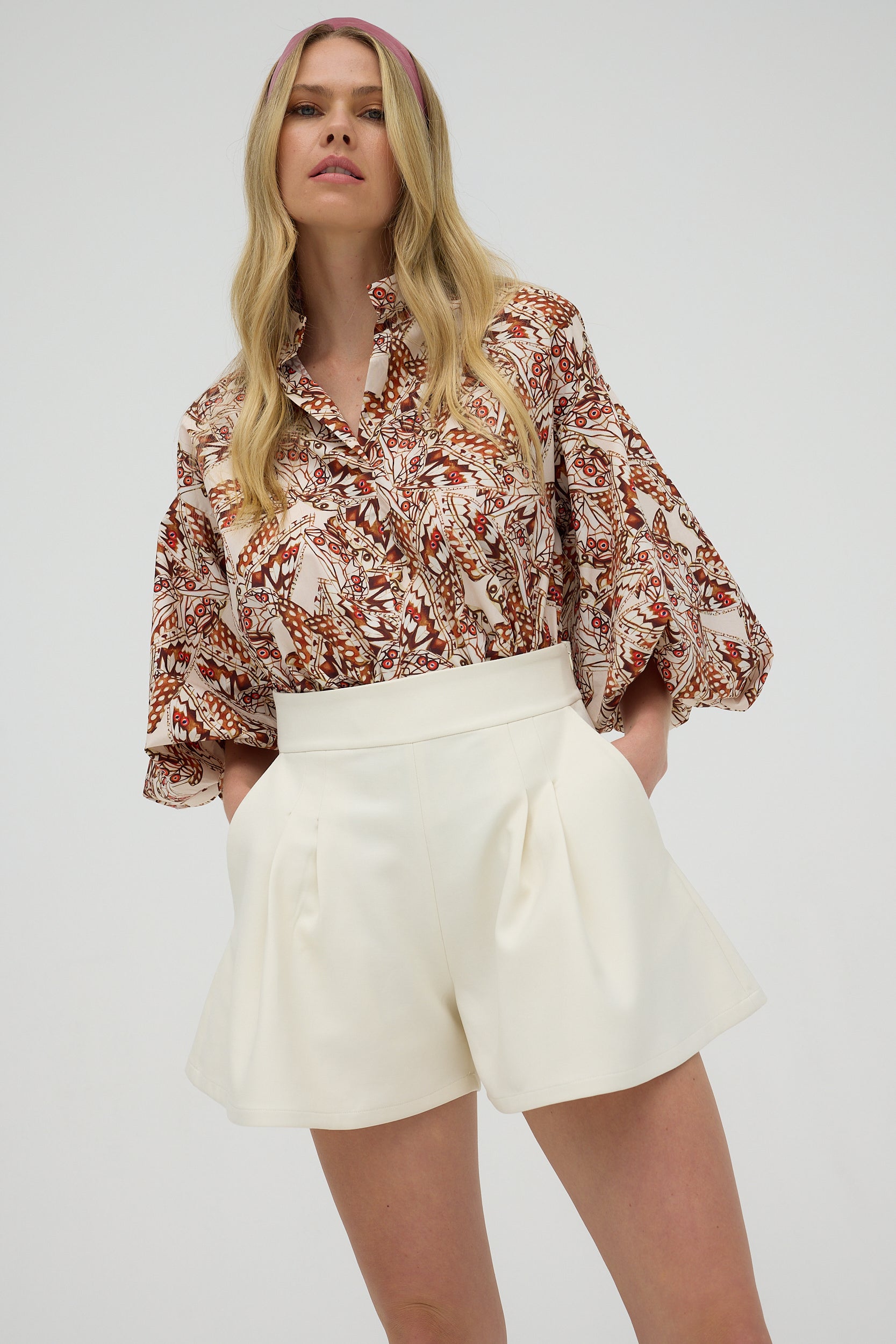 LEONOR SHORTS | white off|